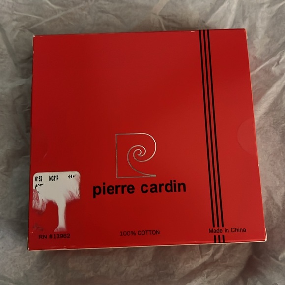 Pierre Cardin Handkerchiefefs - Picture 3 of 3